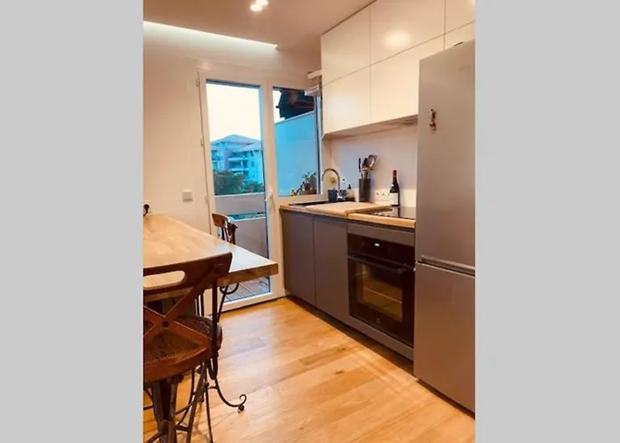Superbe Appartement A 100M De La Mer, Et A Cote De La Base Nature